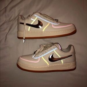 Travis Scott Nike Air Force 1 Low - Sail